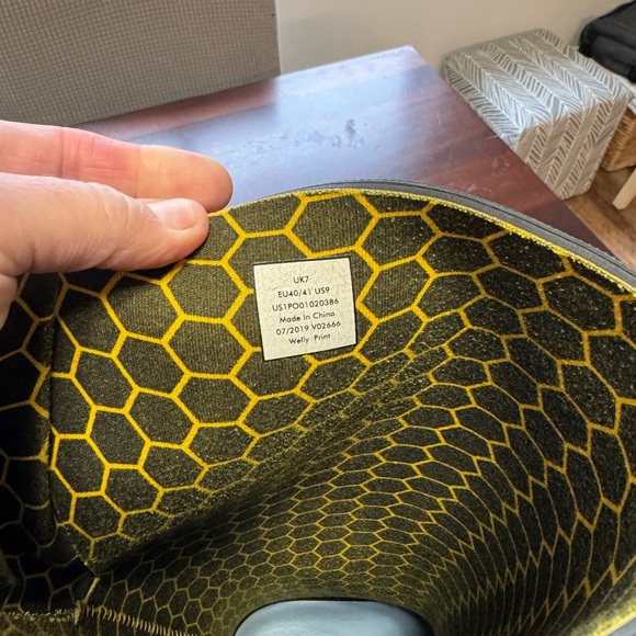 Joules Black Boots with Gold Bee Design - Picture 5 of 6